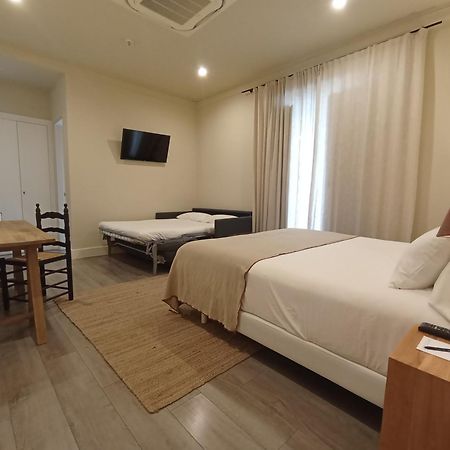 Uma Suites Parada Del Marques Seville Luaran gambar