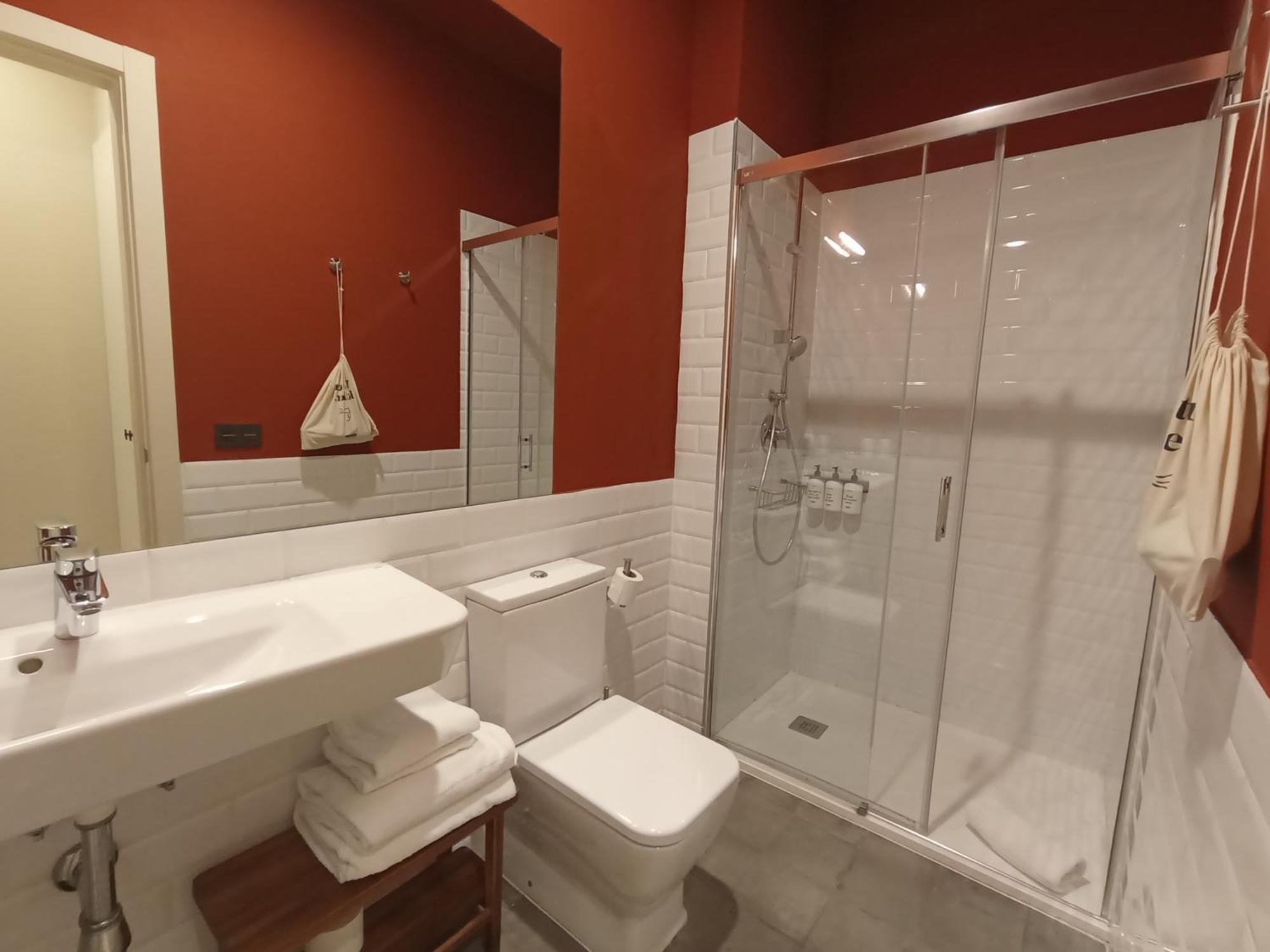 Uma Suites Parada Del Marques Seville Luaran gambar